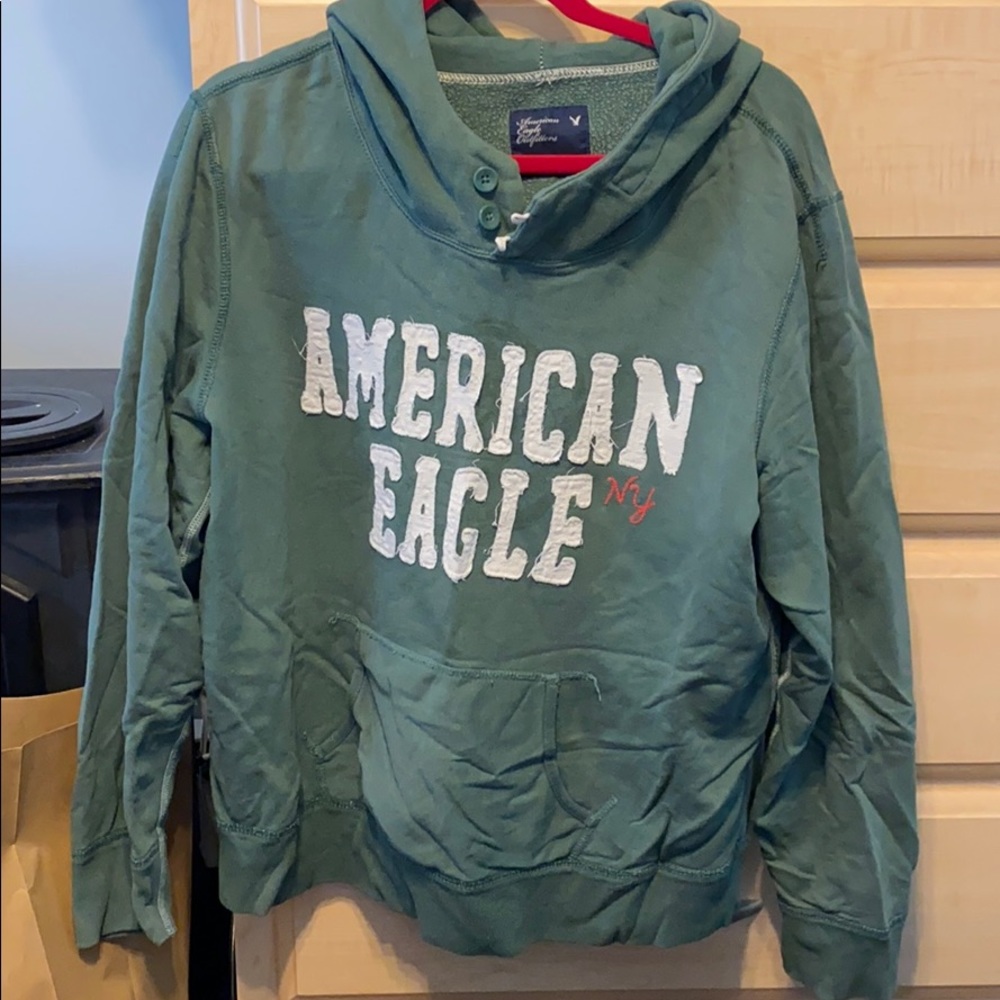 American Eagle sweatshirt